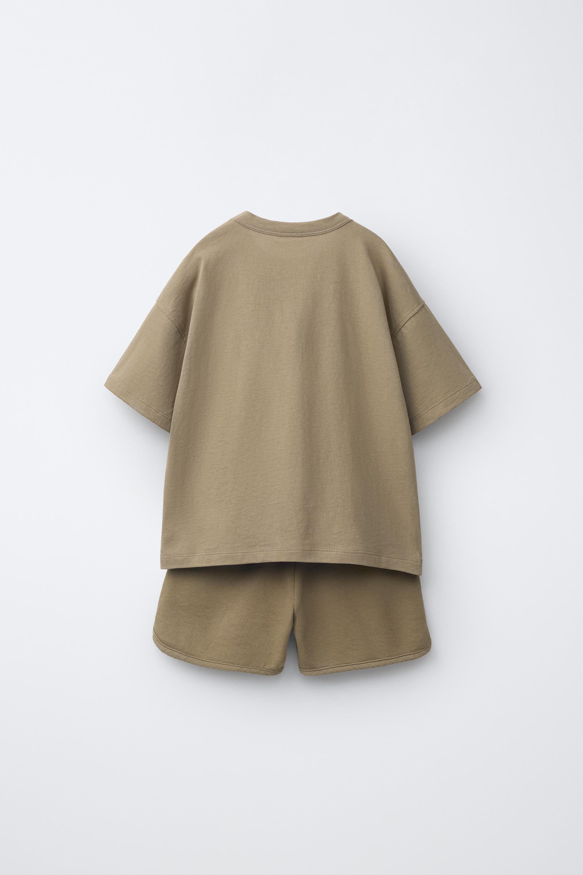 COMBINATION JOGGING T-SHIRT AND SHORTS SET